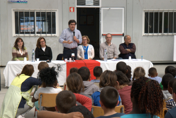 Câmara apresenta nova escola a alunos instalados em contentores