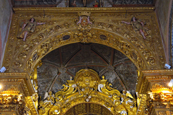 Concluído restauro do Arco Triunfal da Igreja Matriz de Loures