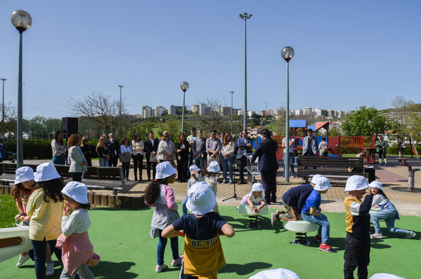 Parque infantil PAB 4